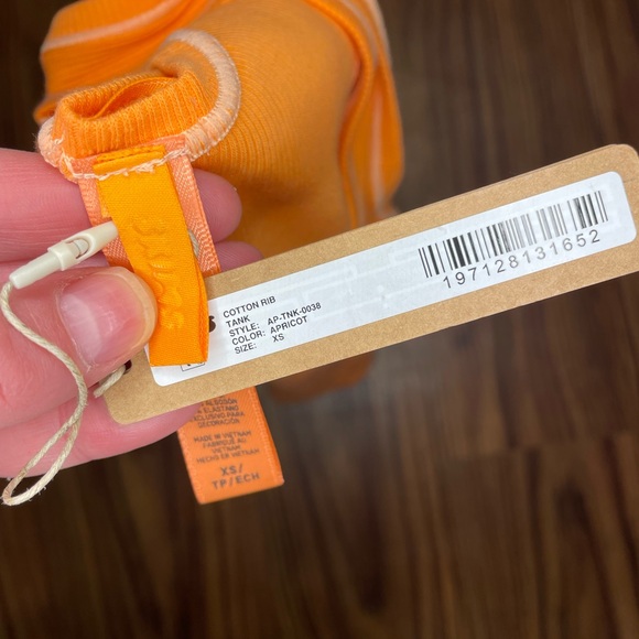 Skims NWT Cotton Ribbed tank - Picture 2 of 2